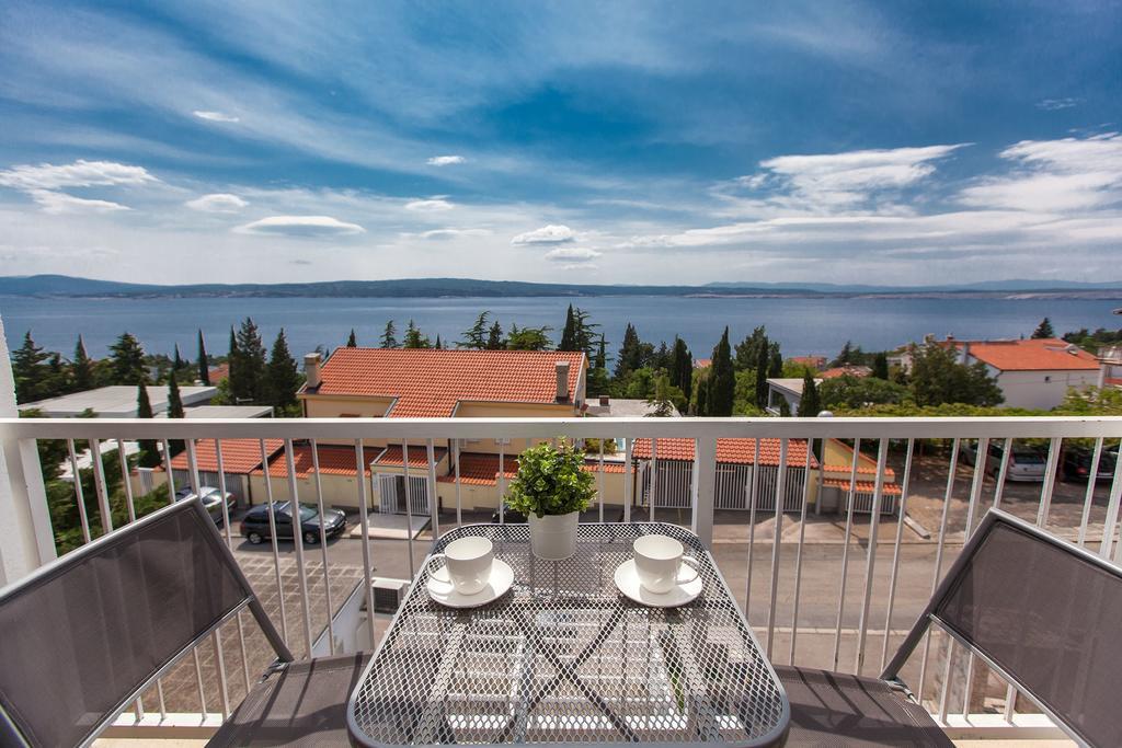 Apartments Casa Bianca Crikvenica Luaran gambar