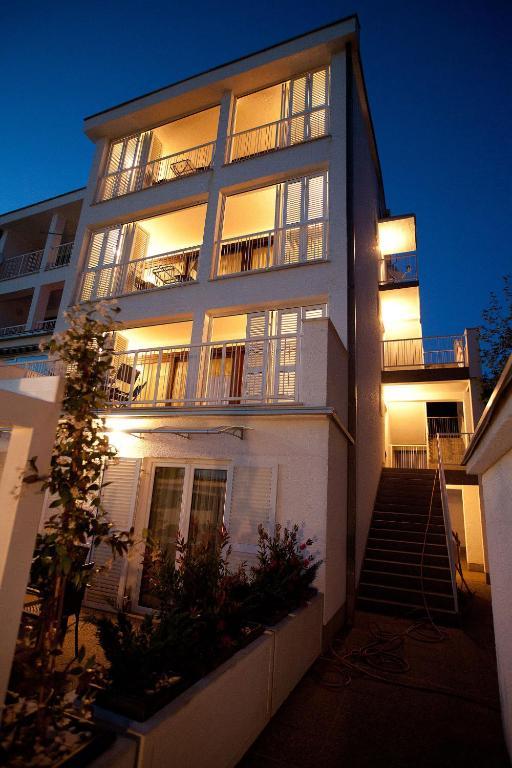 Apartments Casa Bianca Crikvenica Luaran gambar